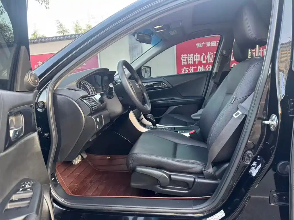 Accord 2016 2.0L Comfort Edition купить на сайте DeffCars