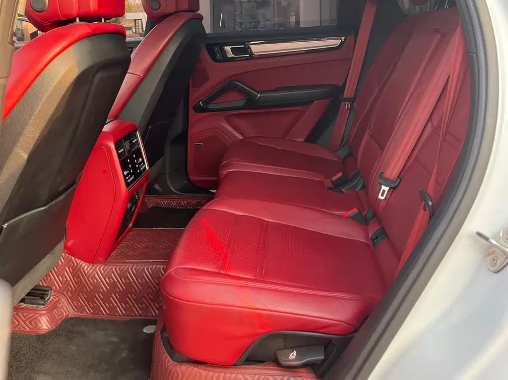 Cayenne 2023 Cayenne 3.0T Platinum Edition купить на сайте DeffCars