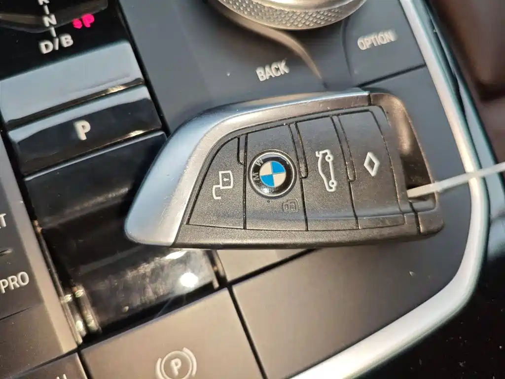 BMW i3 2022 eDrive 35 L купить на сайте DeffCars
