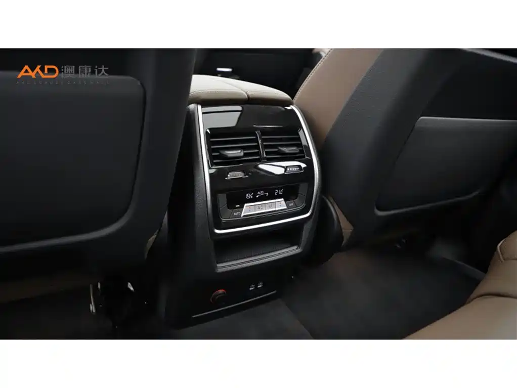 BMW X7/40i/3.0T/23 models/xDrive leading luxury package купить на сайте DeffCars