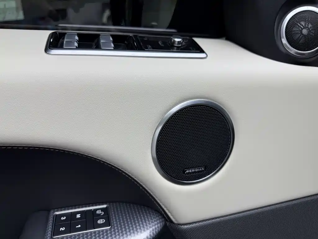 Range Rover Sport 2020 3.0 L6 SE купить на сайте DeffCars