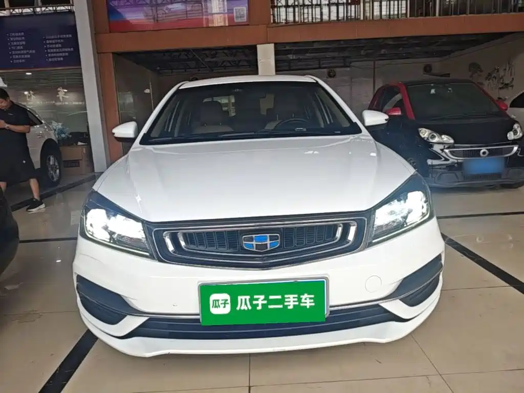 Emgrand 2018 1.5L manual luxury model купить на сайте DeffCars