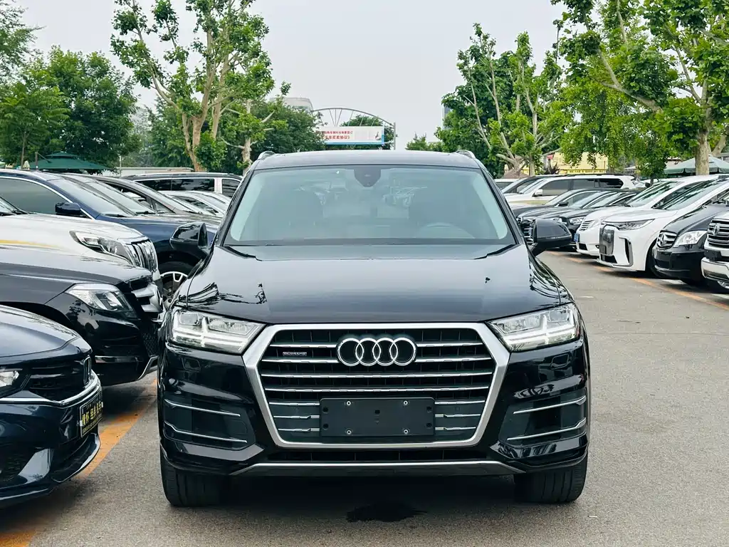 Audi Q7 2018 45 TFSI Technology купить на сайте DeffCars