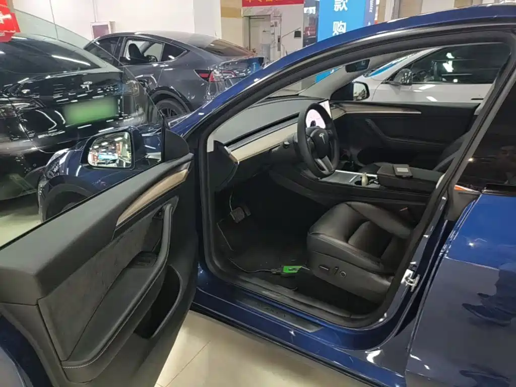 Model Y 2021 Long Range All-Wheel Drive 3D7 купить на сайте DeffCars