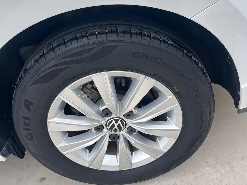 Lavida 2023 1.5L automatic full version купить на сайте DeffCars
