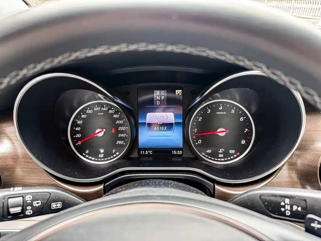 Mercedes-Benz V-Class 2022 V 260 L Long Wheelbase Luxury Edition купить на сайте DeffCars