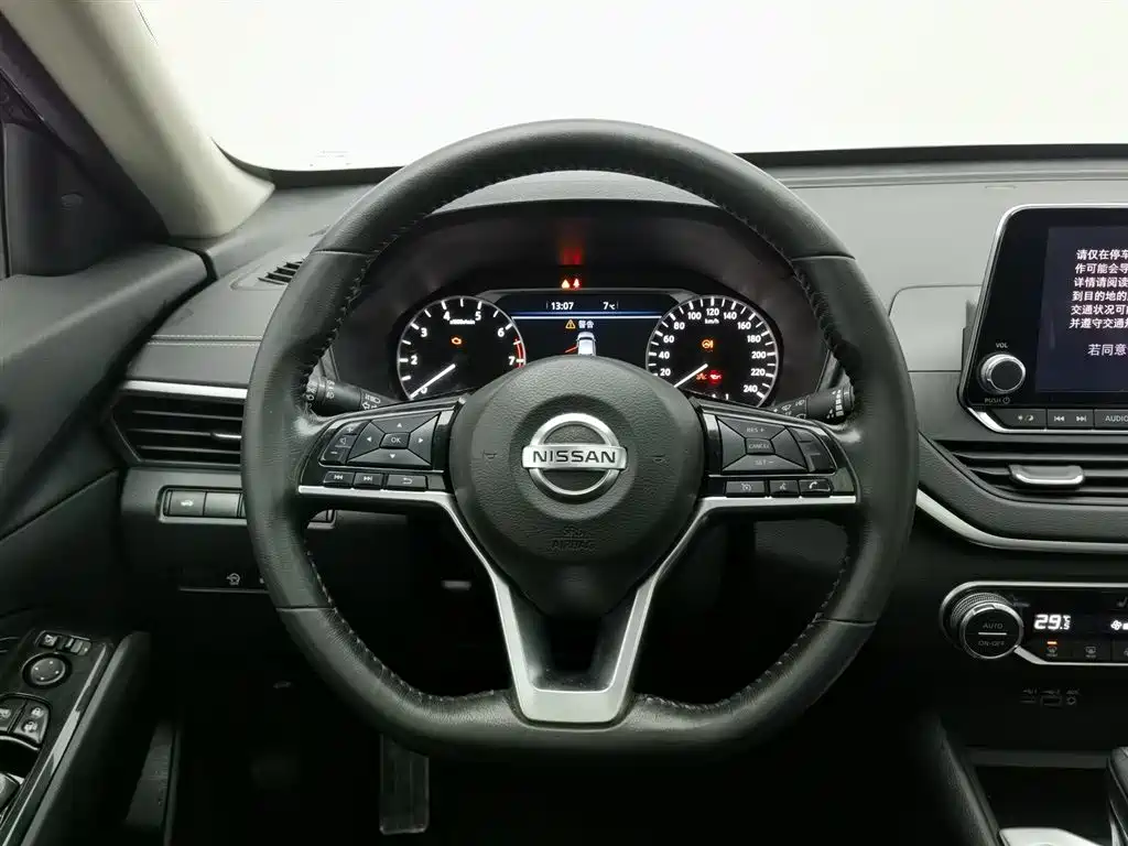 Teana 2019 2.0L XL Upper Smart Travel Edition купить на сайте DeffCars