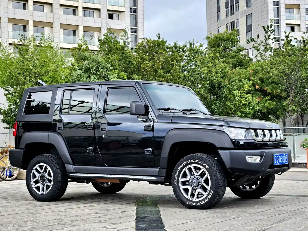 Beijing BJ40 2016 40L 2.3T Automatic 4WD Premium Edition купить на сайте DeffCars