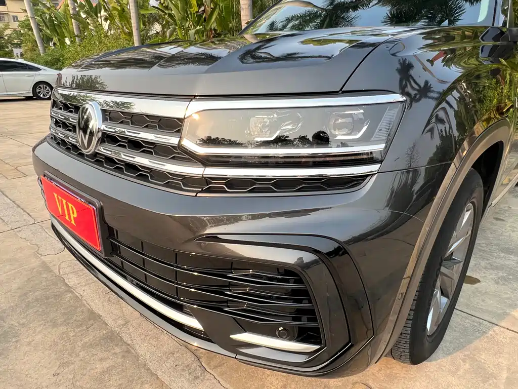 Touron 2022 Touron X 380TSI four-wheel drive luxury version купить на сайте DeffCars