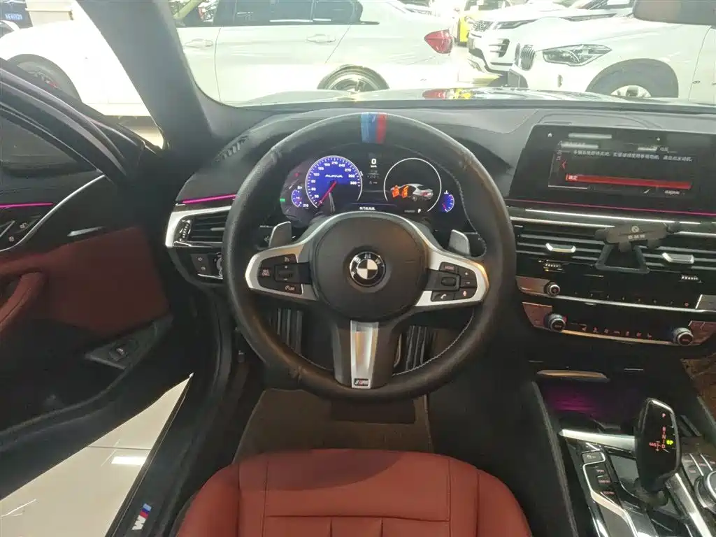 BMW 5 Series 2019 530Li Leading M Sports Package купить на сайте DeffCars