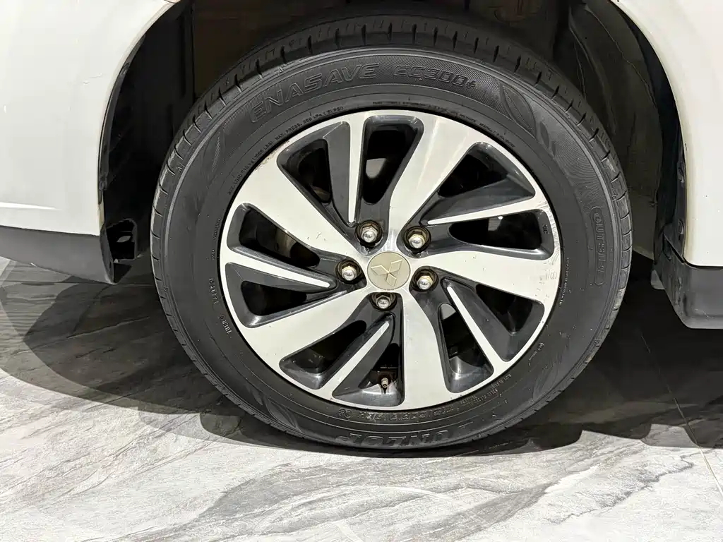 ASX 2018 2.0L CVT two-wheel drive exclusive version купить на сайте DeffCars