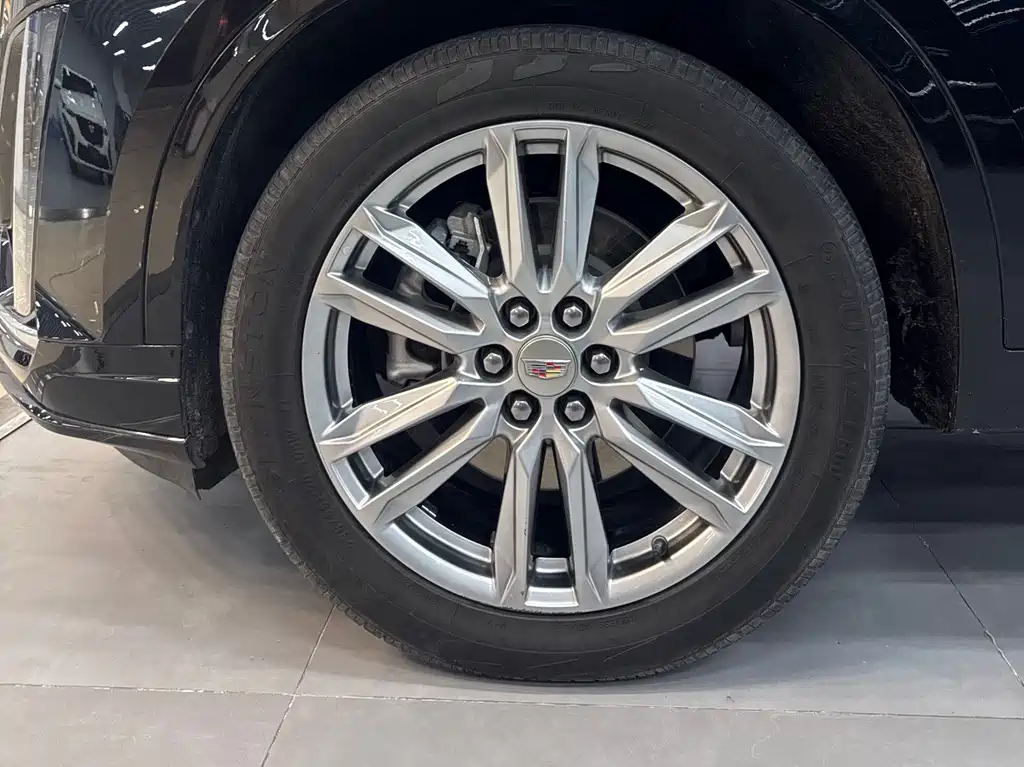 Cadillac XT6 2022 2.0T six-seat four-wheel drive luxury model купить на сайте DeffCars