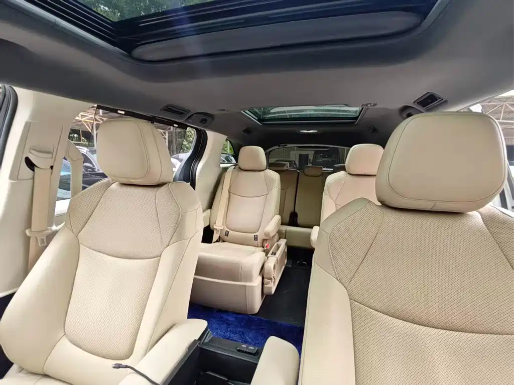 Grevia 2023 2.5L Hybrid Premium PLUS Edition купить на сайте DeffCars