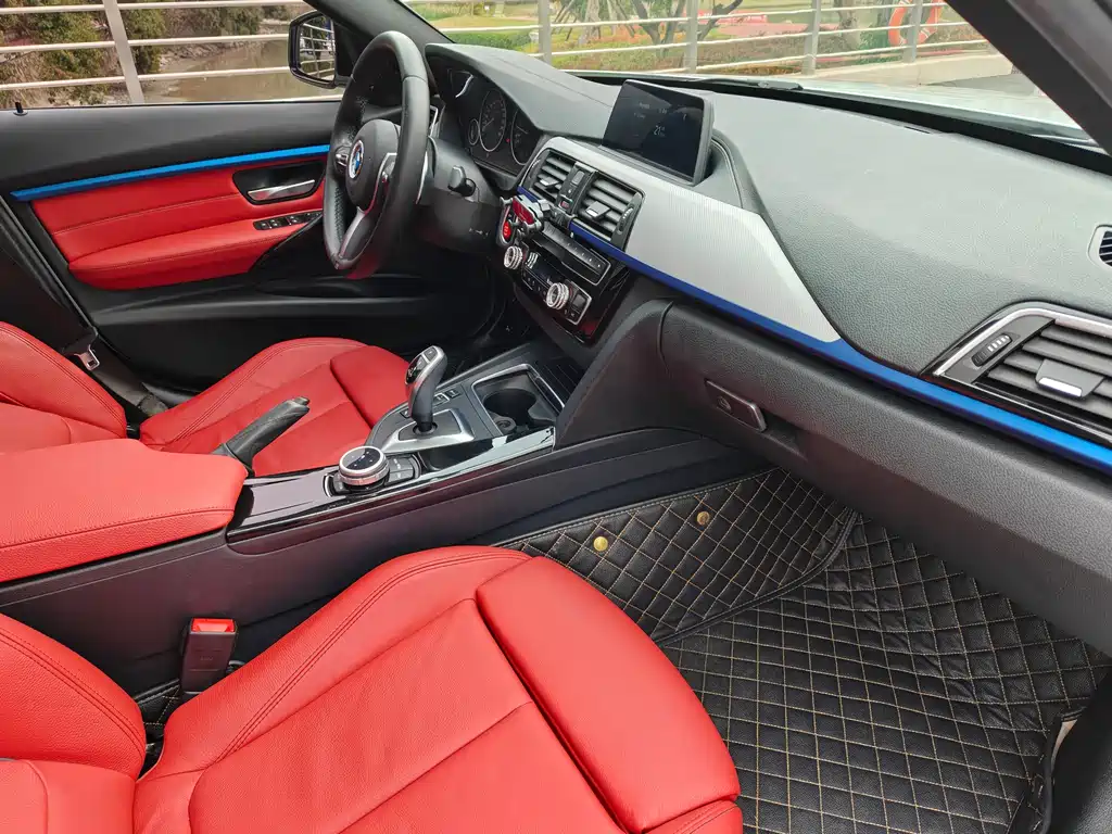 BMW 3 Series 2019 320i M Sports Package купить на сайте DeffCars