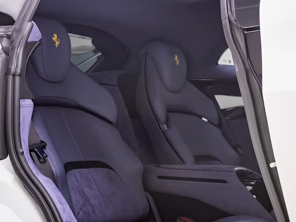 Purosangue 2023 6.5L V12 купить на сайте DeffCars