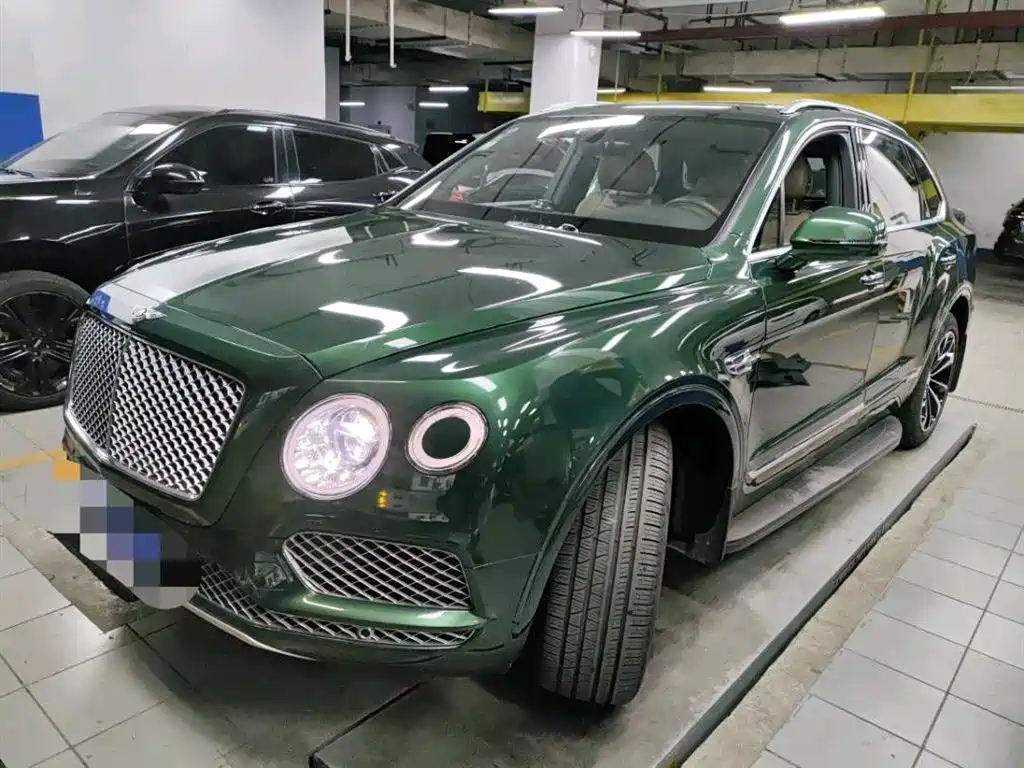 Bentayga 2018 4.0T V8 купить на сайте DeffCars