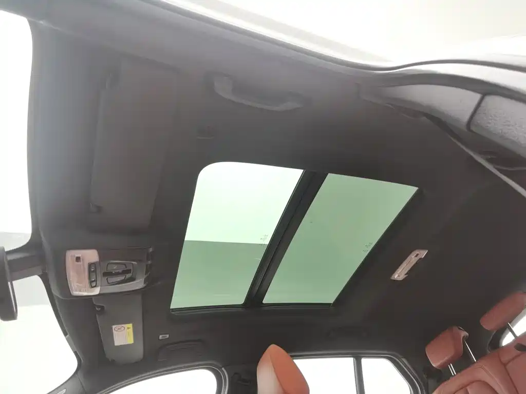BMW X2 2021 sDrive25i Leading M Off-Road Package купить на сайте DeffCars