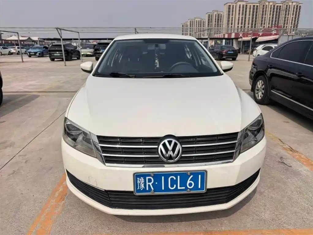 Lavida 2013 facelift classic 1.6L automatic fashion version купить на сайте DeffCars