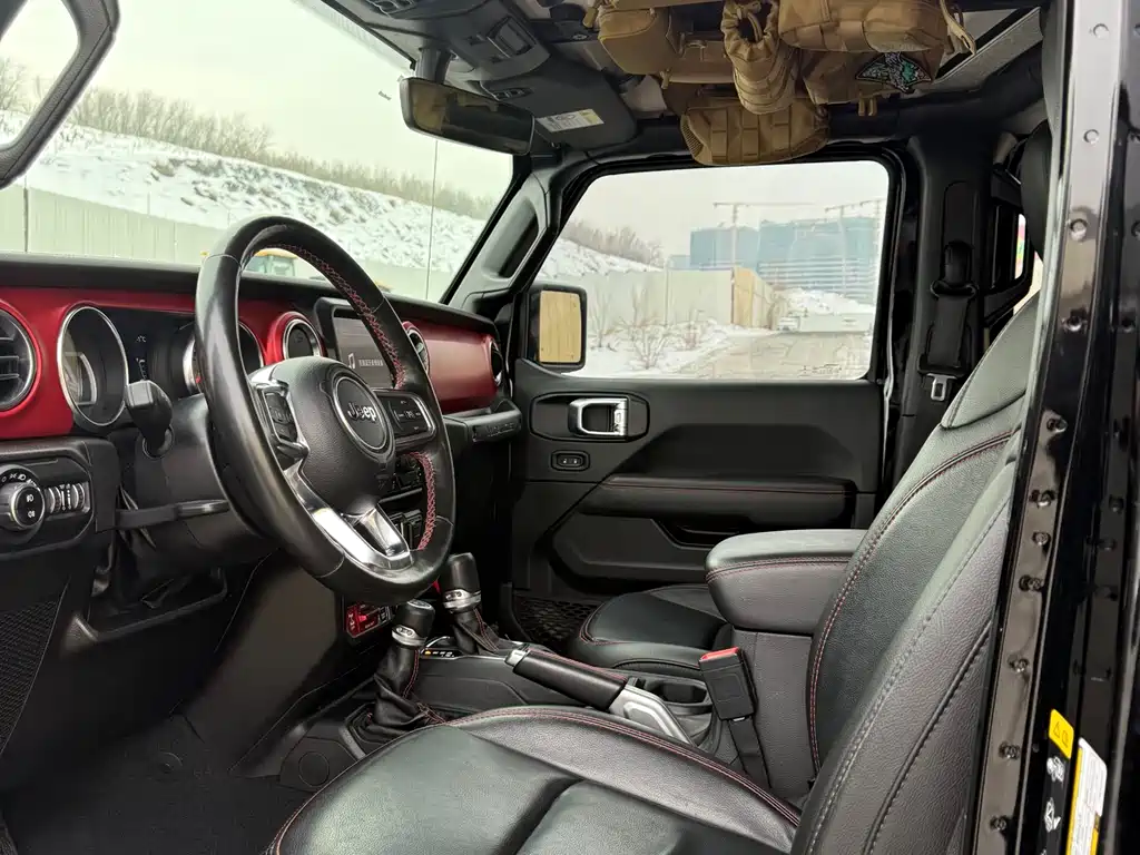 Wrangler 2021 2.0T Robin Hood Four-Door Edition купить на сайте DeffCars