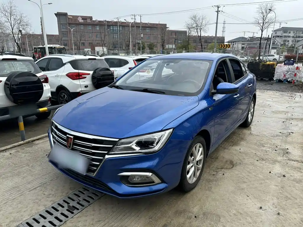 Roewe i5 2019 1.5L Manual 4G Internet Langue Edition купить на сайте DeffCars