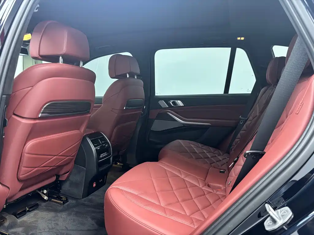 BMW X5 2022 xDrive 40Li M Sports Package купить на сайте DeffCars