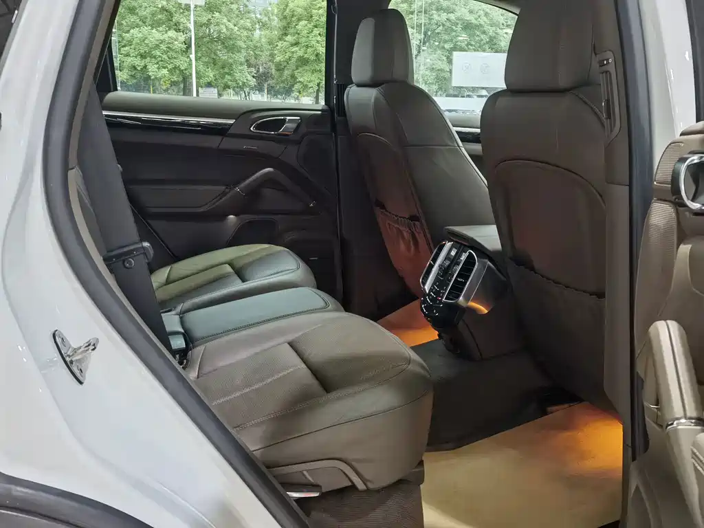 Cayenne 2014款 Platinum Edition 3.0T купить на сайте DeffCars