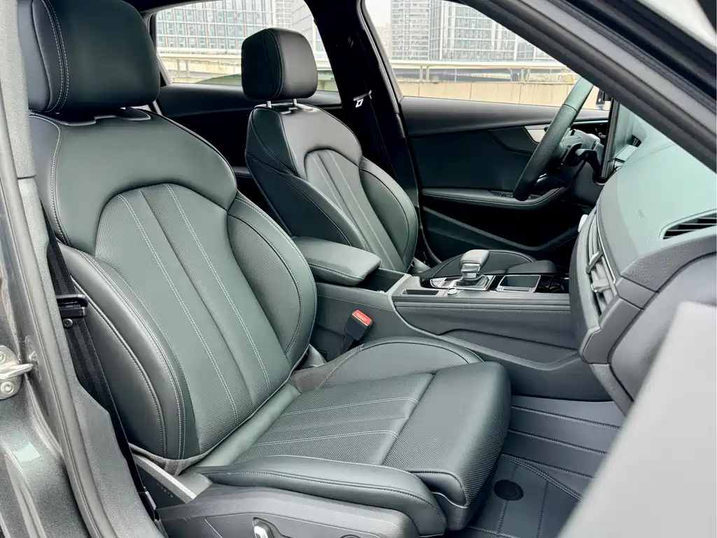 Audi A4L 2024 40 TFSI luxury and dynamic model купить на сайте DeffCars