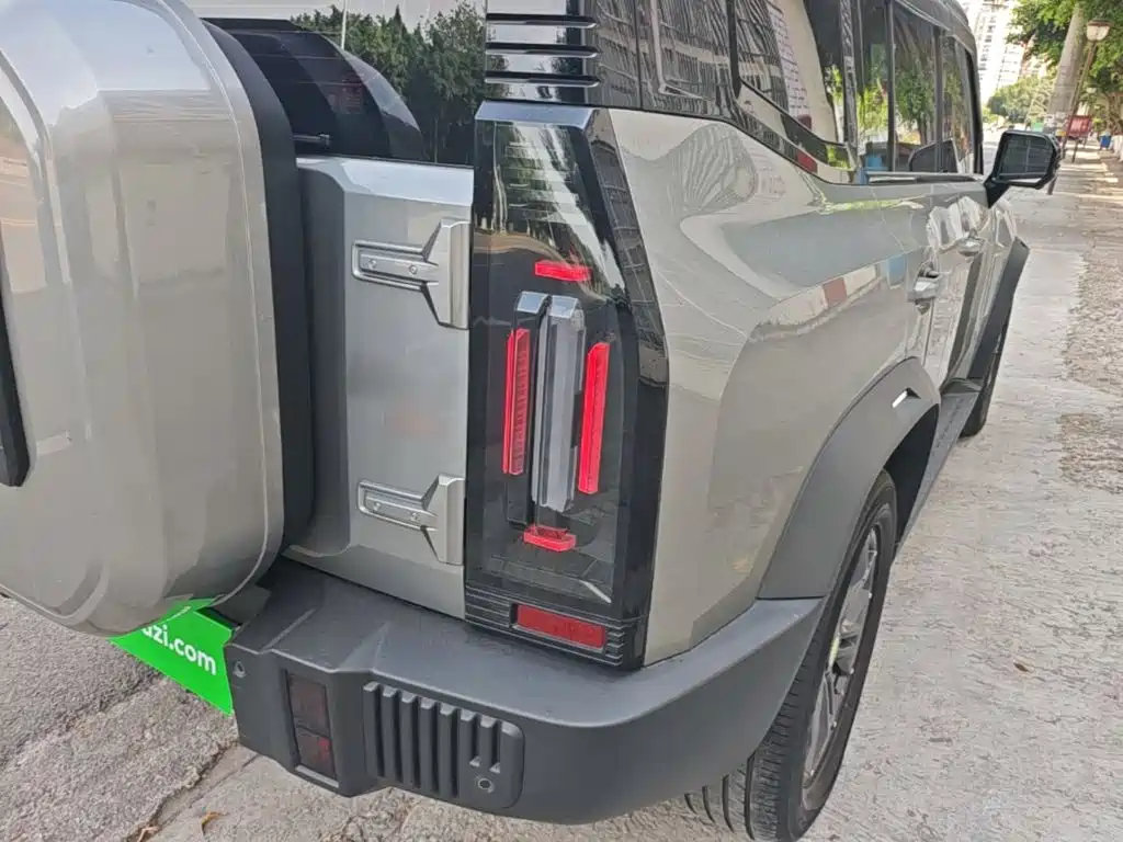 Jietu Traveler 2023 2.0T four-wheel drive crossover PRO купить на сайте DeffCars