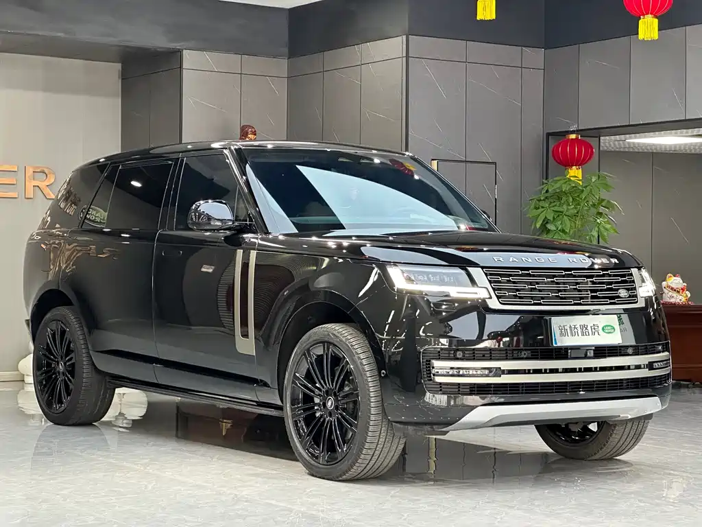 Range Rover 2024 3.0 L6 400PS Extended Edition купить на сайте DeffCars