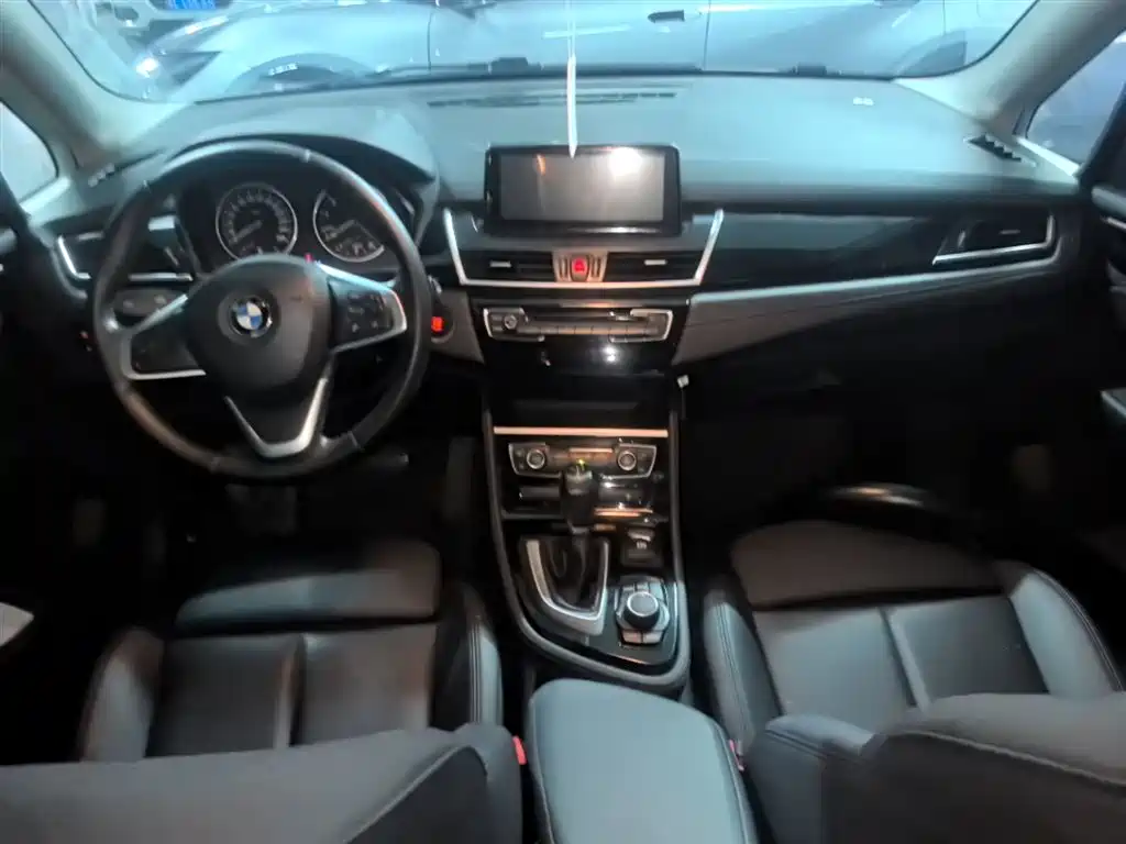 BMW 2 Series Touring 2016 218i Sports Design Package купить на сайте DeffCars