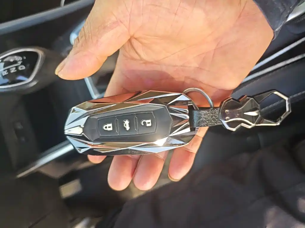 Vision X3 2020 1.5L CVT premium model купить на сайте DeffCars