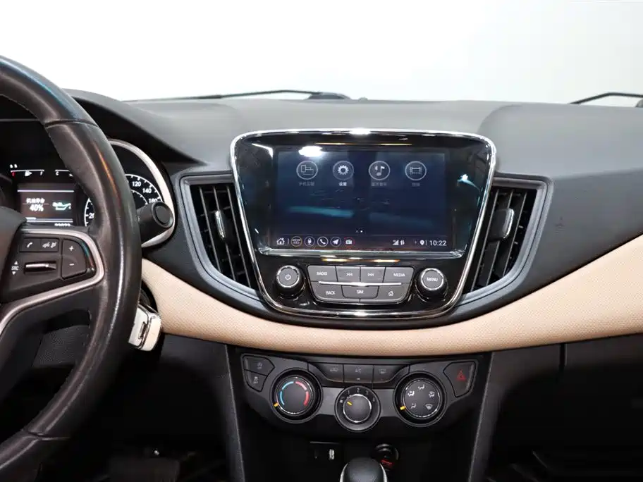 Cruze 2022 320 Automatic Sunroof Edition купить на сайте DeffCars