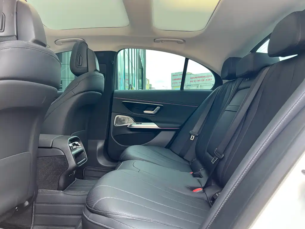 Mercedes-Benz E-Class imported 2025 E 300 luxury sports version купить на сайте DeffCars