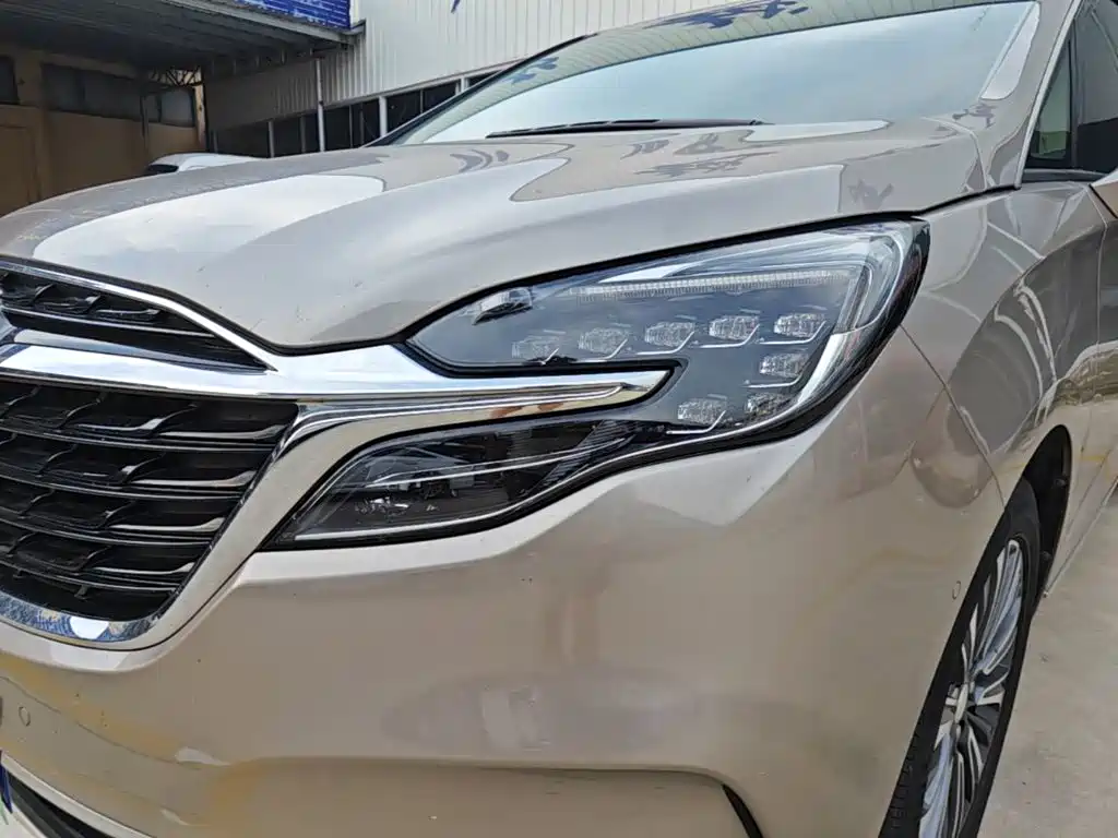 Buick GL8 2022 ES Lu Zun 653T flagship model купить на сайте DeffCars