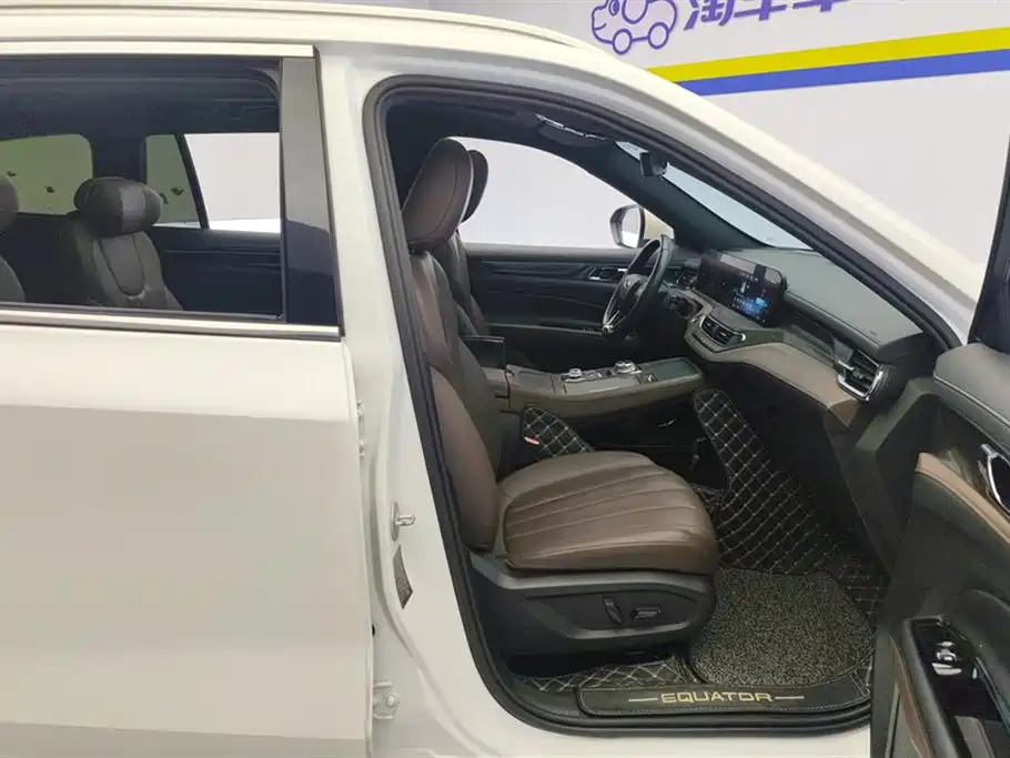 Lingyu 2021 EcoBoost 225 Collar Type 6 Seats купить на сайте DeffCars