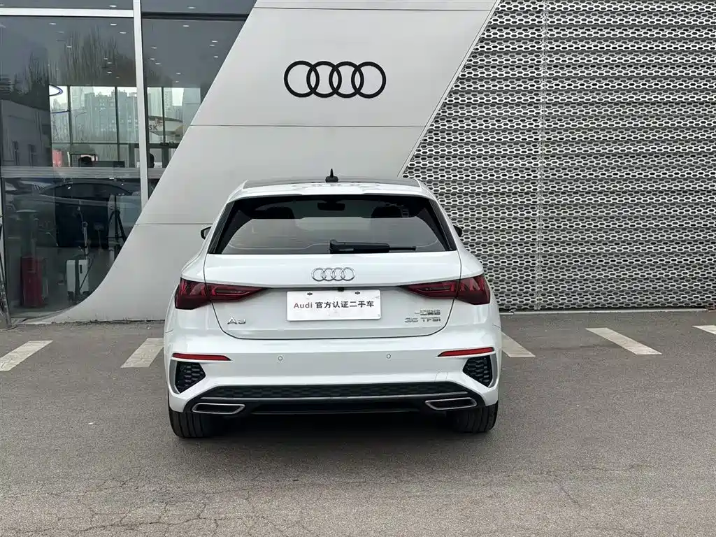 Audi A3 2022 Sportback 35 TFSI Enterprising and Elegant Model купить на сайте DeffCars