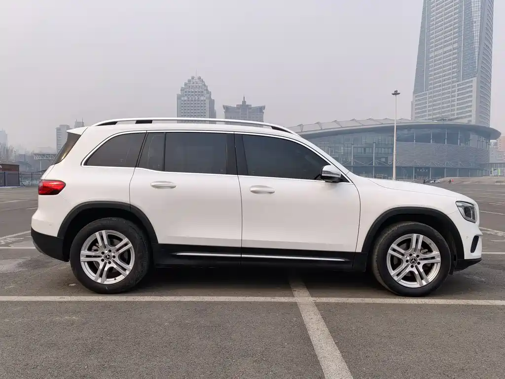 Mercedes-Benz GLB 2021 GLB 180 Fashion Model купить на сайте DeffCars