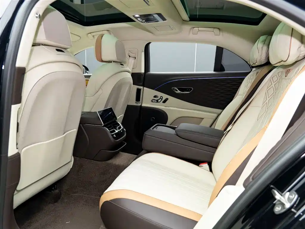 Flying Spur plug-in hybrid 2022 2.9T V6 Hybrid купить на сайте DeffCars