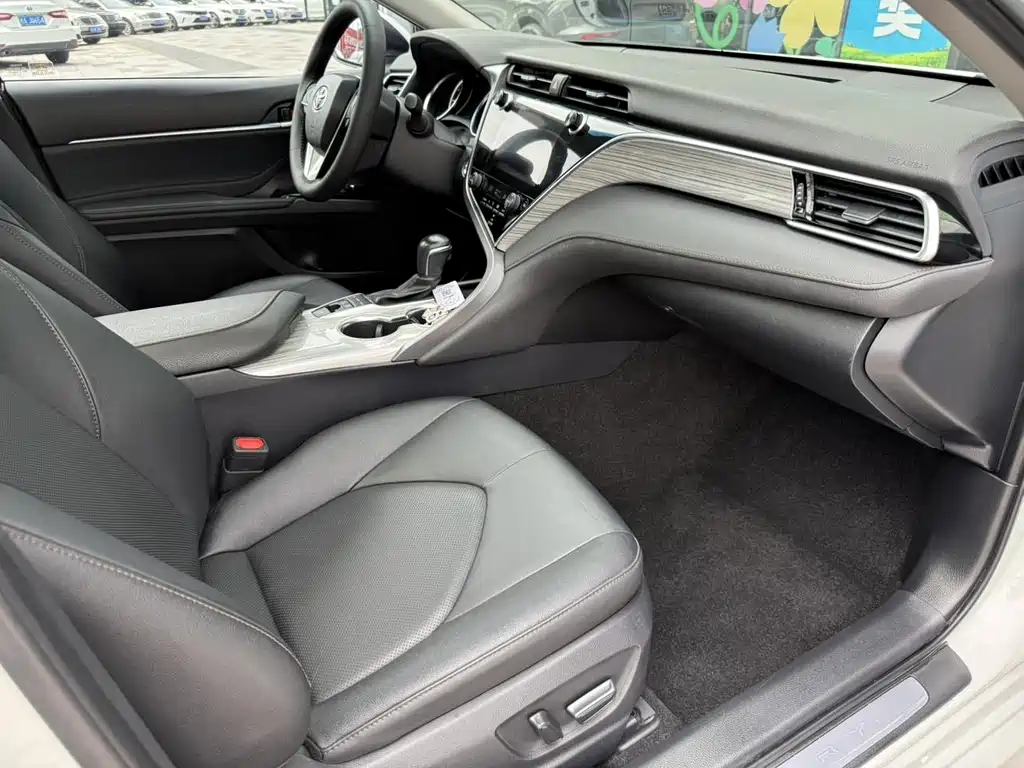 Camry 2019 facelift Shuangqing 2.5HG luxury version купить на сайте DeffCars