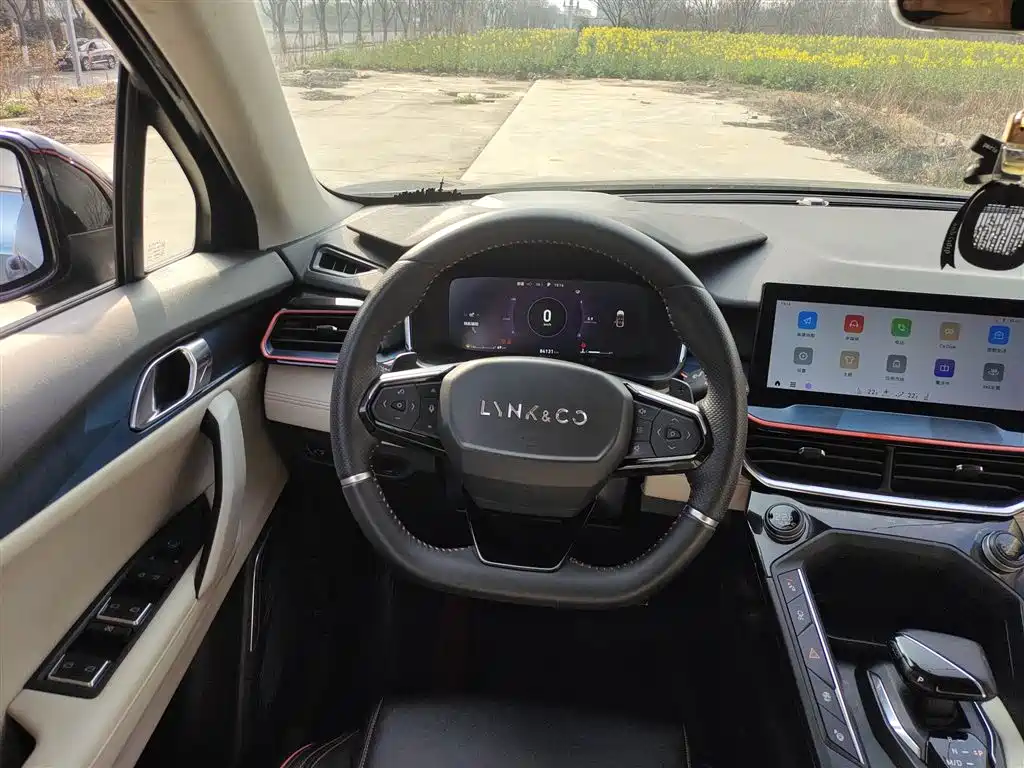 Lynk & Co 06 2020 1.5T Yao Halo купить на сайте DeffCars