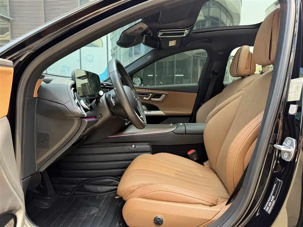 Mercedes-Benz E-Class 2024 E 300 L Luxury Model купить на сайте DeffCars
