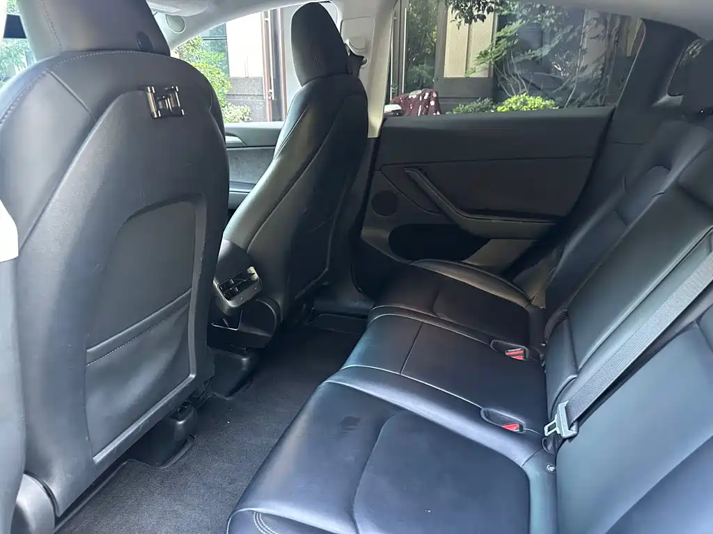 Model Y 2022 facelift rear-wheel drive version купить на сайте DeffCars