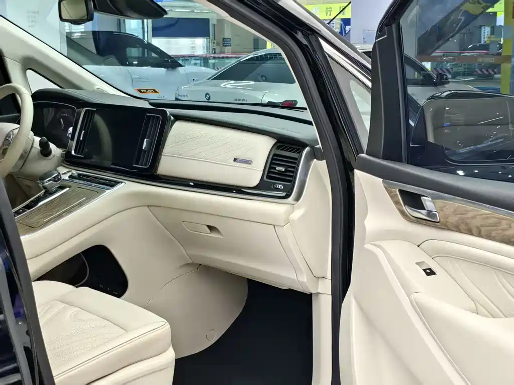 Trumpchi M8 2023 Master Series 390T Flagship Edition купить на сайте DeffCars