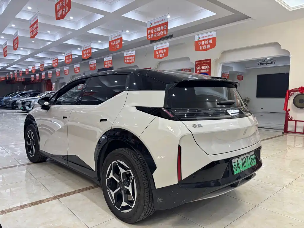 Jikrypton X 2025 five-seater rear-wheel drive version купить на сайте DeffCars
