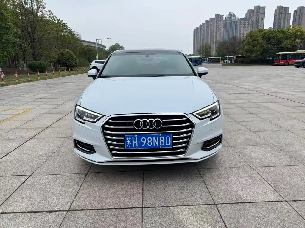 Audi A3 2020 Sportback 35 TFSI Fashion Type National VI купить на сайте DeffCars