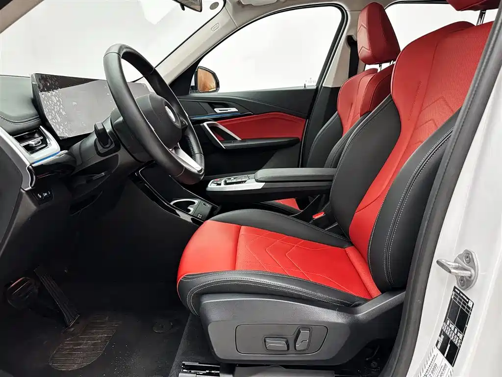BMW X1 2023 sDrive20Li X Design Package купить на сайте DeffCars