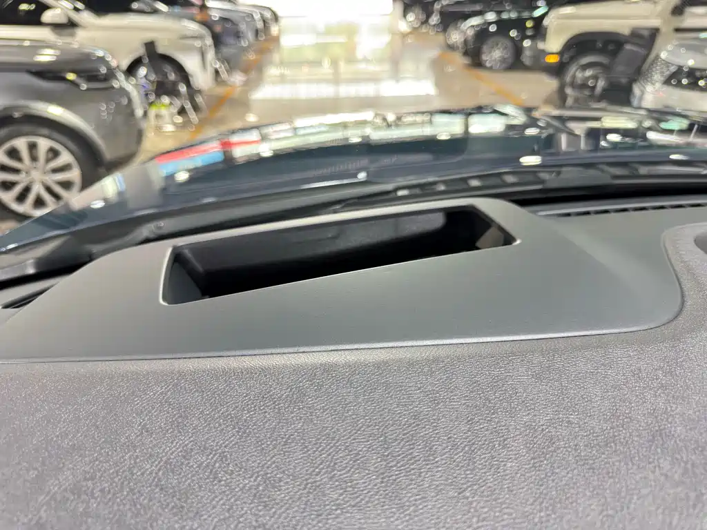 Navigator 2022 3.5T Honor Edition купить на сайте DeffCars