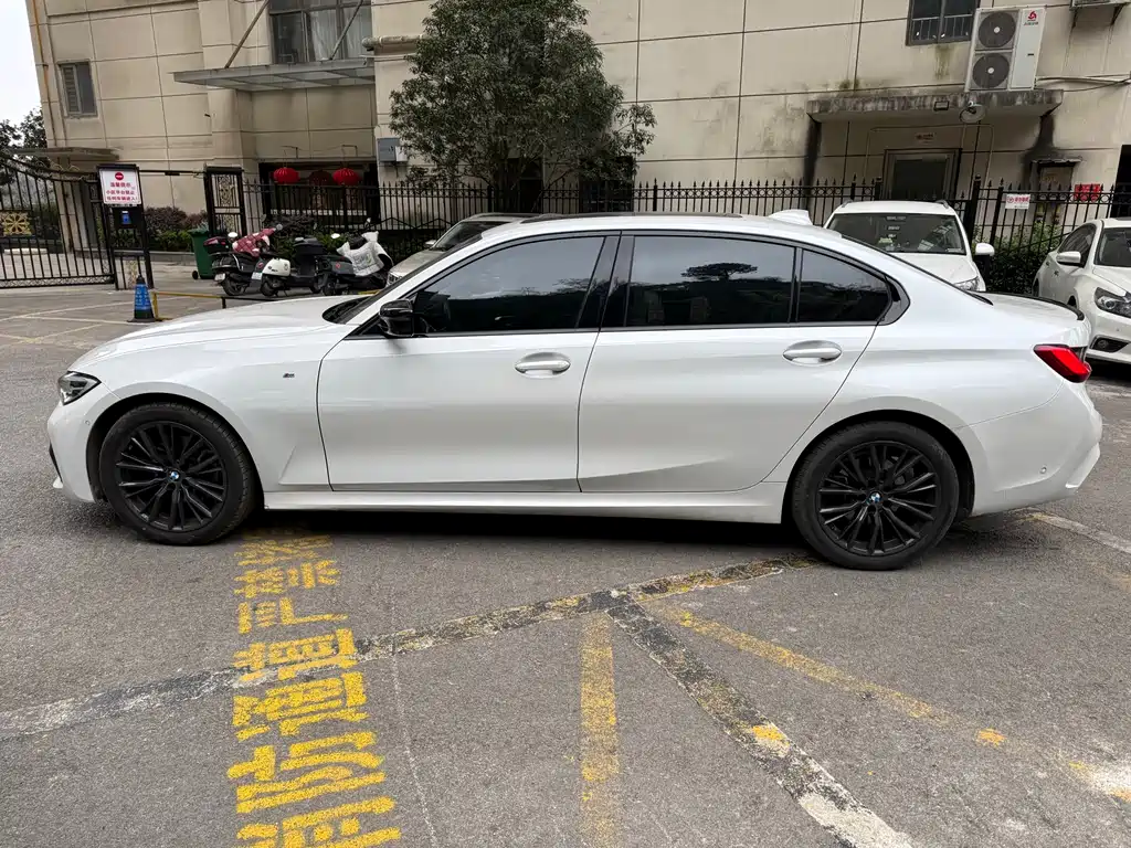 BMW 3 Series 2021 325Li M Sports Night Package купить на сайте DeffCars