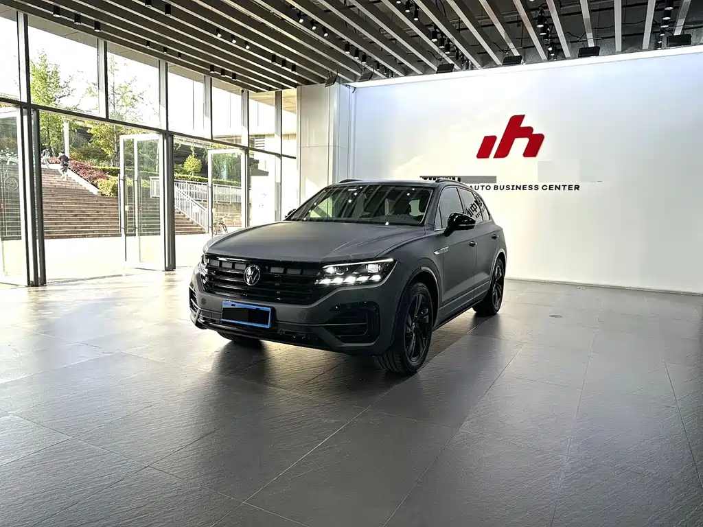 Touareg 2023 3.0TSI Ruixiang volcanic rock coating sports version купить на сайте DeffCars