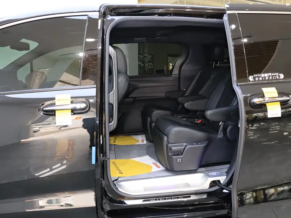 SIENNA 2023 2.5L Hybrid Premium Edition купить на сайте DeffCars